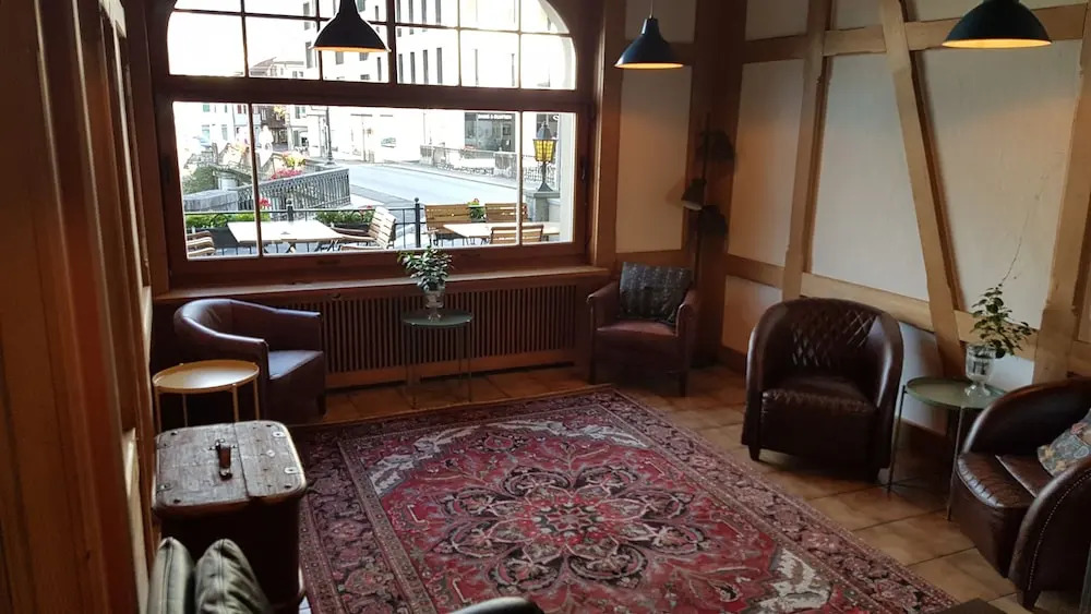 The Aarburg Hotel & Café