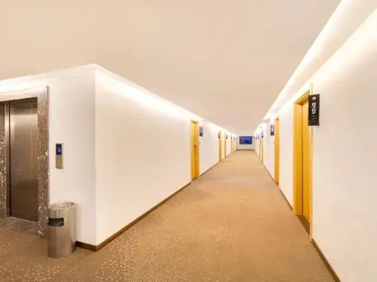 GreenTree Inn (Qionghai Boao High-speed Railway Station)