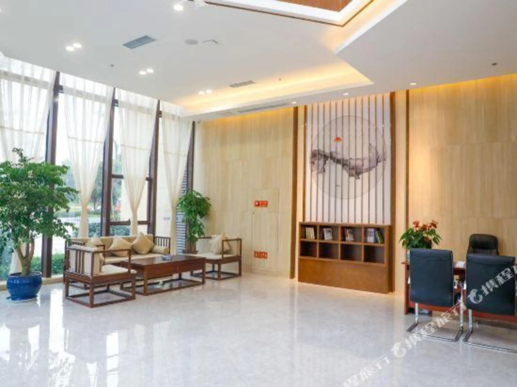 Starray Furong Century Hotel (Chengdu Wenjiang Huaxi Hospital store)