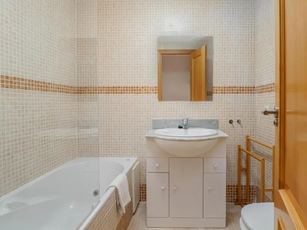 5004-Amazing 2 bedrooms with terrace sea view