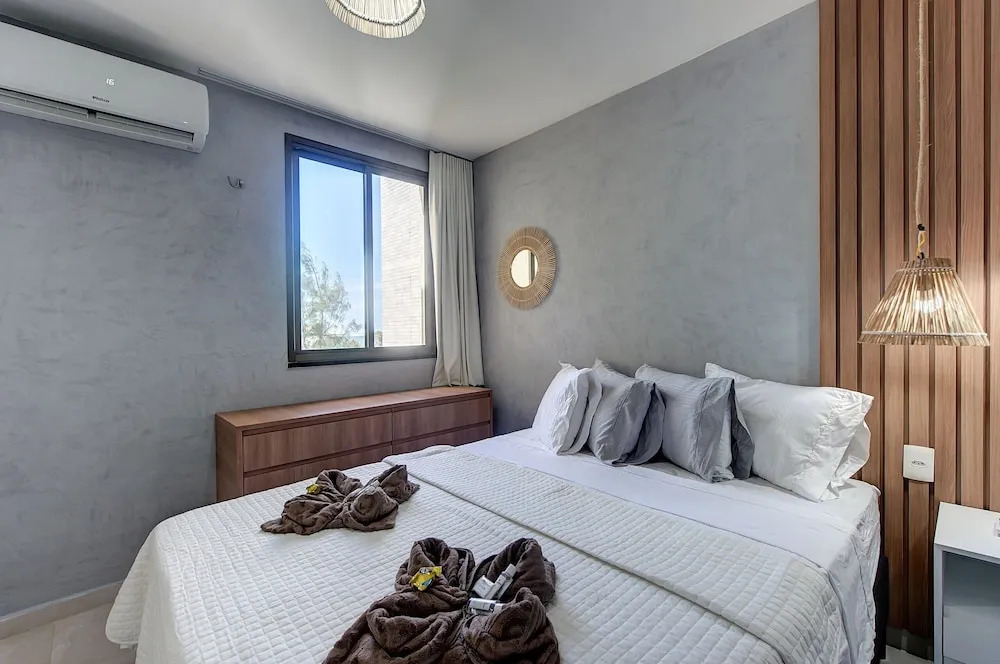 Mirmar Apartments