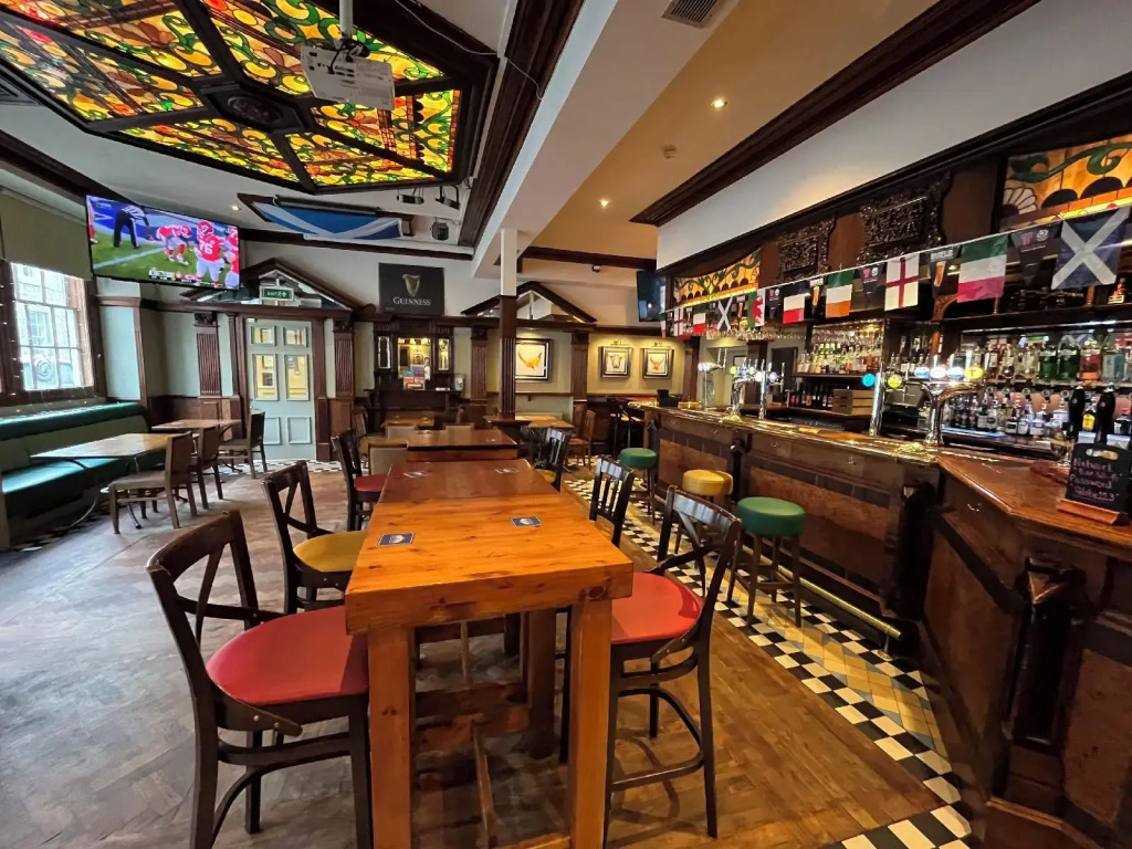 The Globe Inn