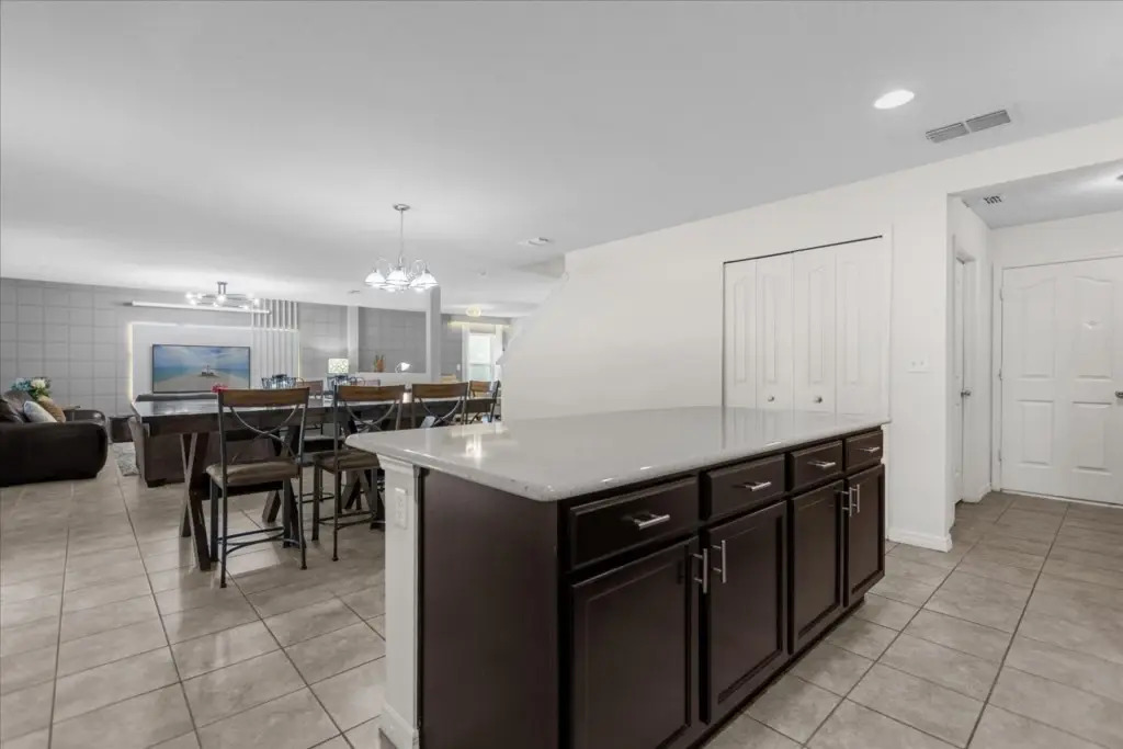 6 Bedroom/ 4.5 Bathroom Crystal Cove Resort (957 E, Kissimmee, US