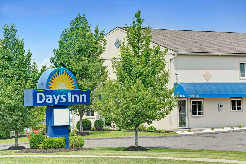Econo Lodge Bethel - Danbury