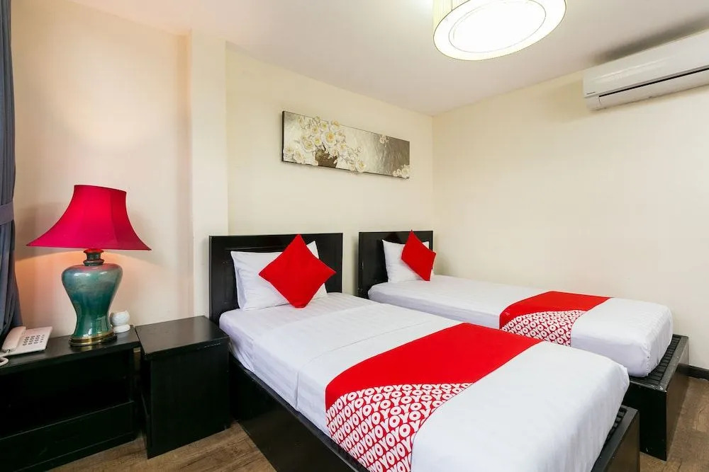 OYO 457 Spring Hotel