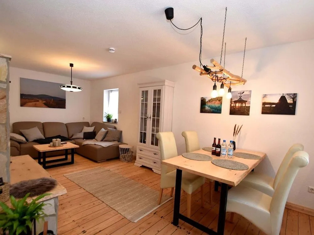 Ferienhaus mit Sauna & Spa, Huttenrode