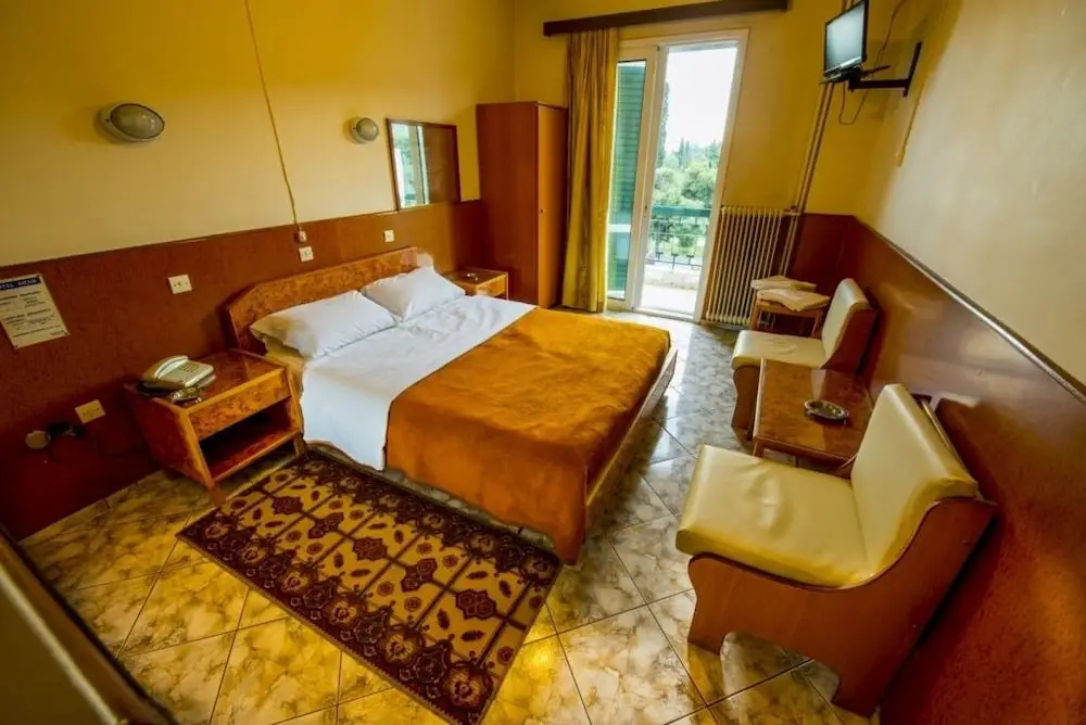 Aegli Hotel