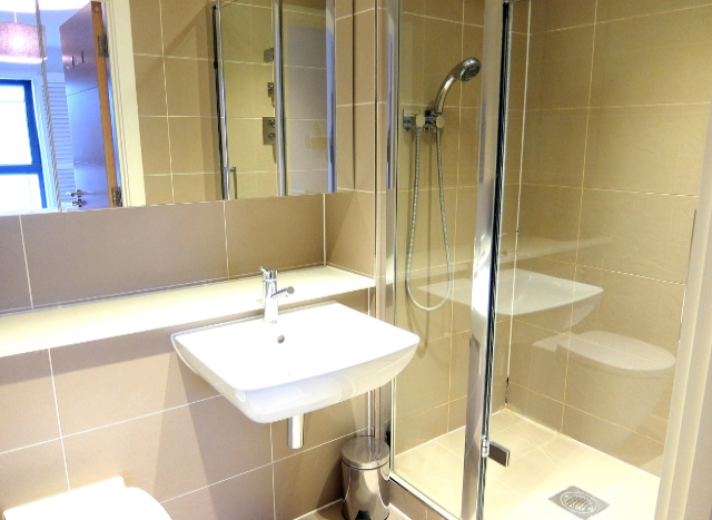 Teddington Two Beds by Vantage Apartments