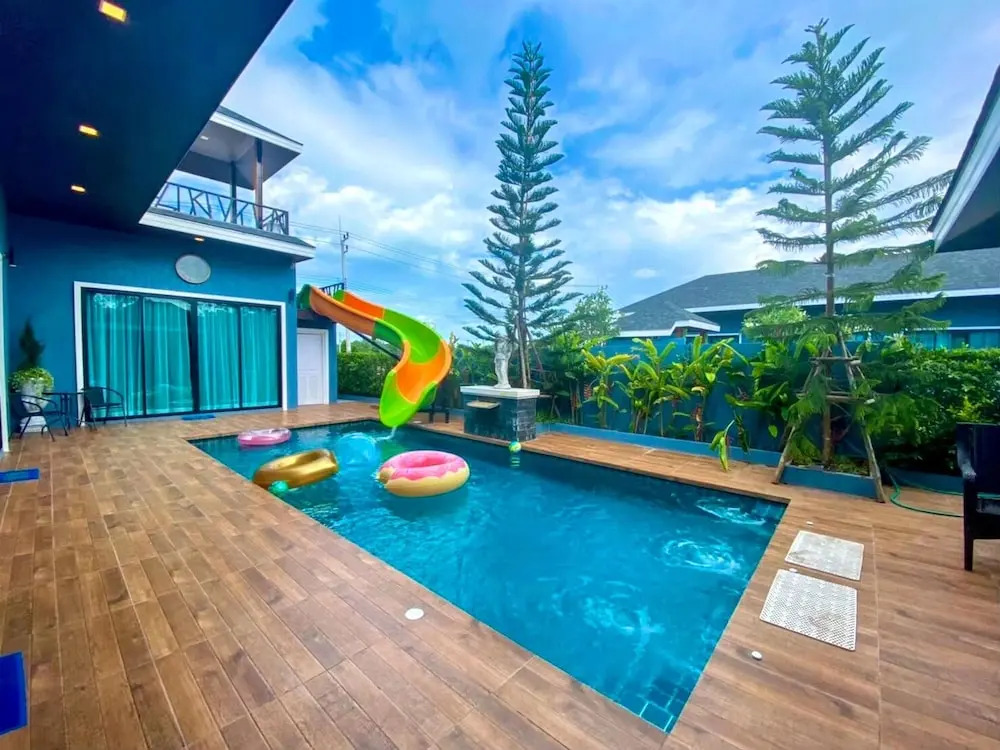 Breeze Casa Private Pool Villas