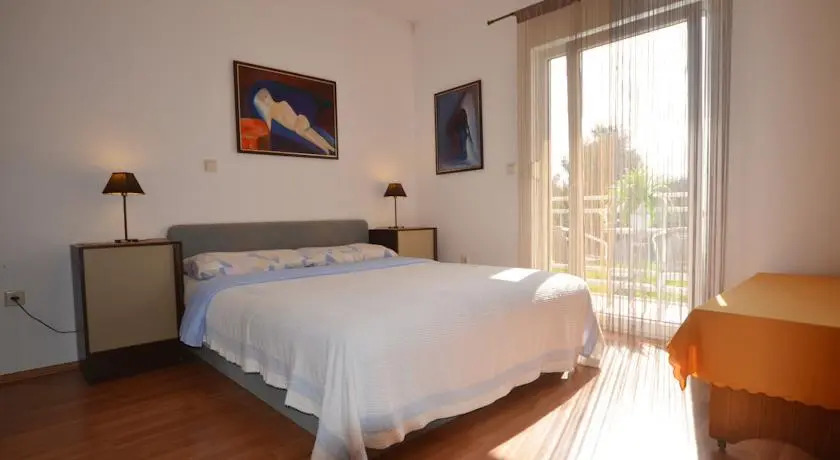 Cuvi Apartment