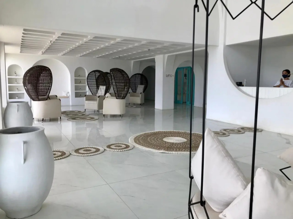 Loccal Collection Hotel Komodo