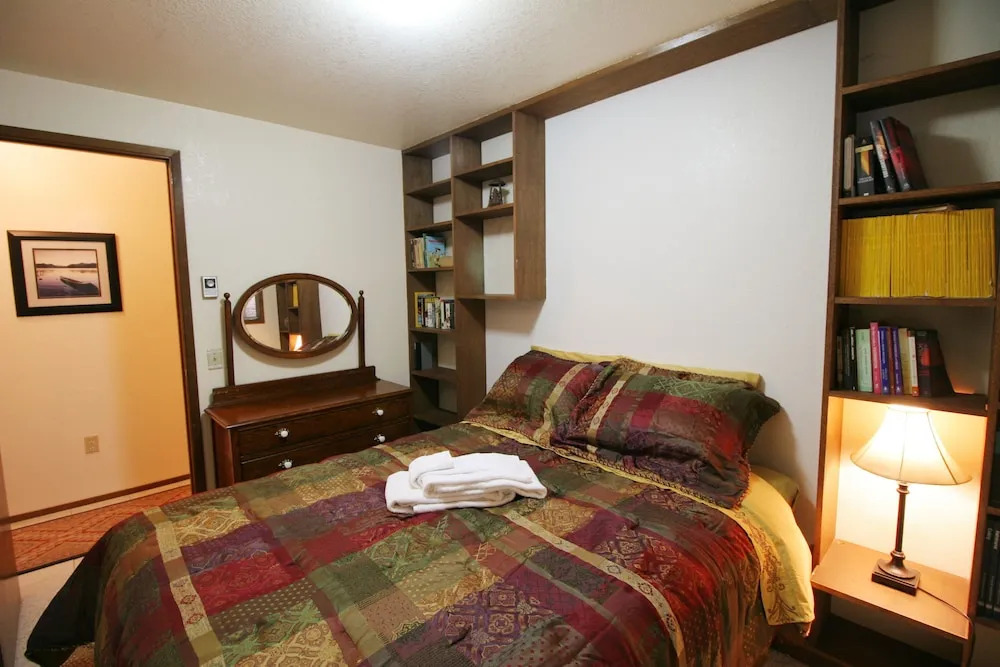 Snowline Cabin 23 - Great Cabin With hot Tub, Game Room, Wifi and Sauna