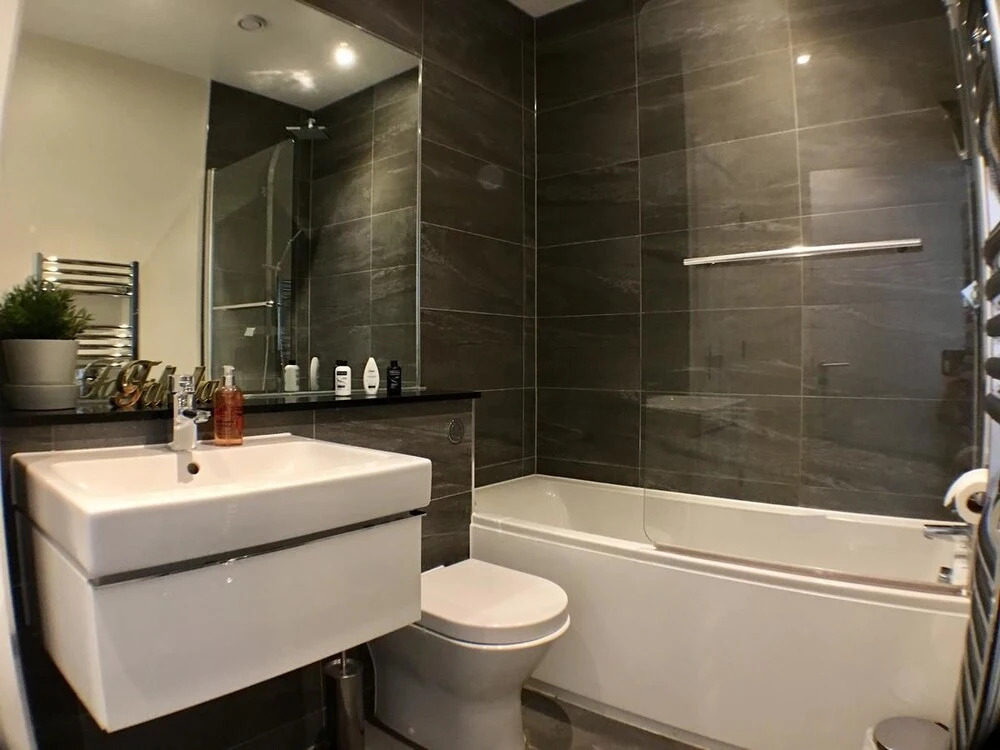 Luxurious Shelley House Apartment