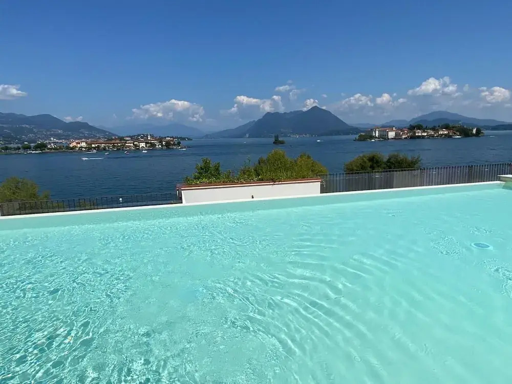Isole Apartment With Pool and Lake View in Baveno