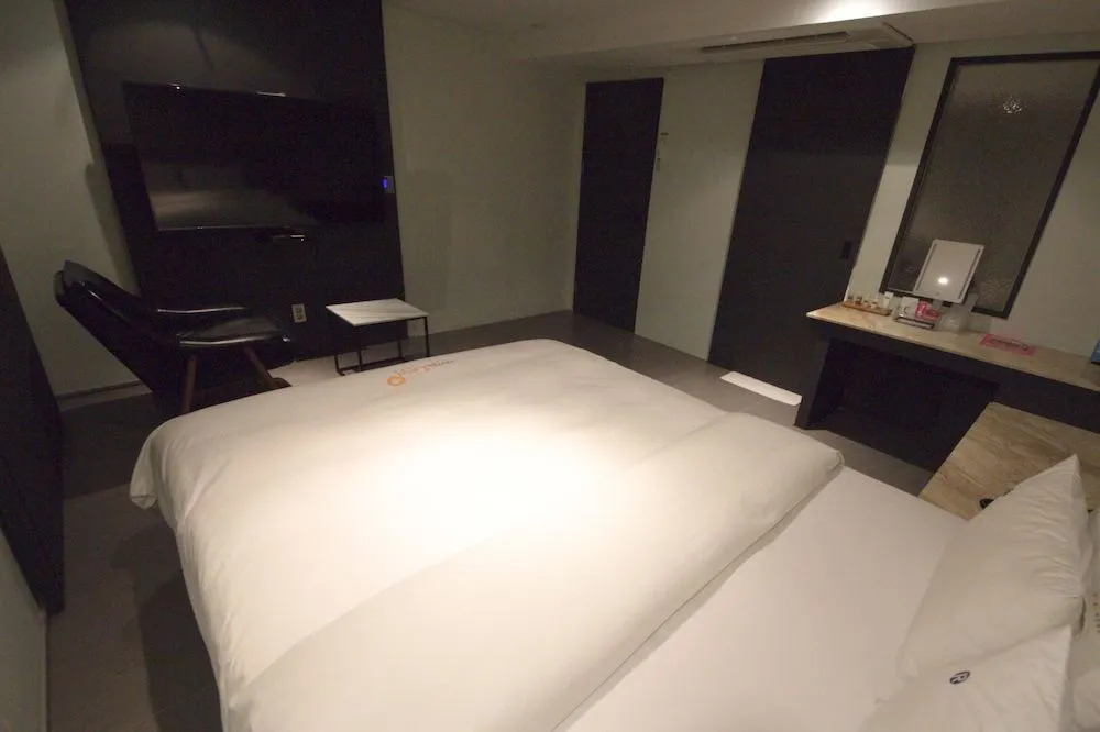 Lazzi Motel