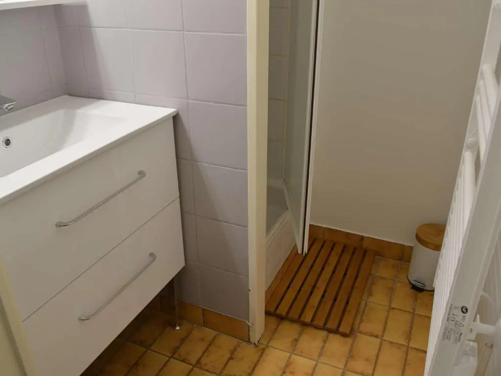 Appartement Le Grau-du-Roi, 1 pièce, 4 personnes - FR-1-250-159