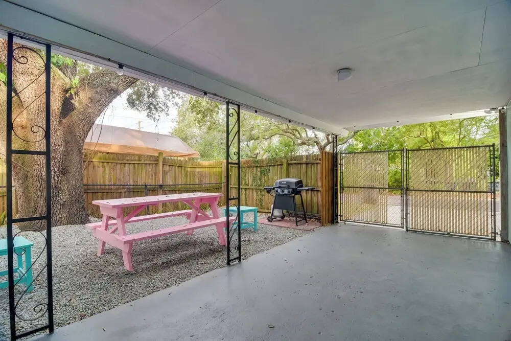 Pet-friendly Gulfport Home: Walkable Location!