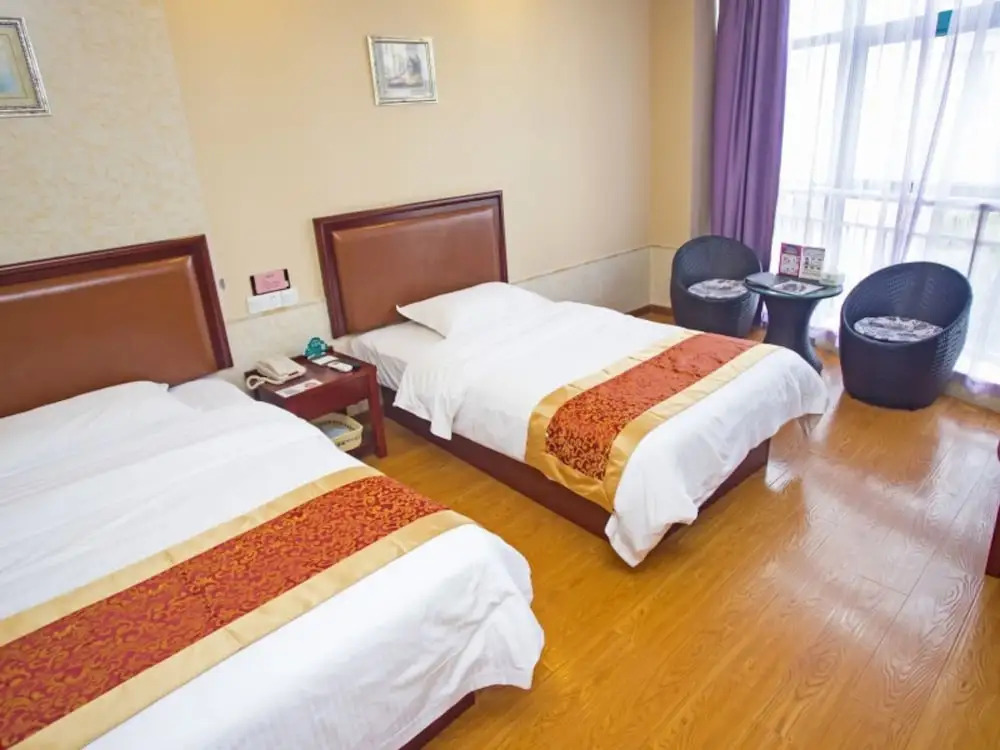 GreenTree Inn (Shanghai Sheshan Forest Park)