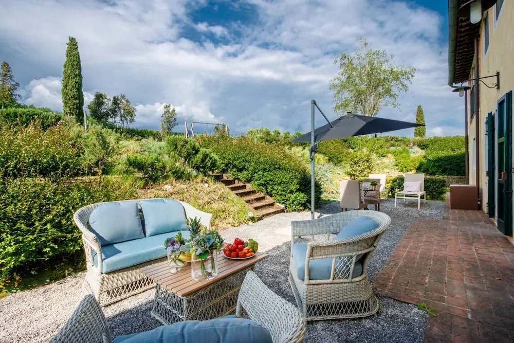 Donato Farmhouse Apartment With Pool