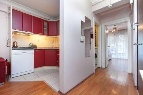 Housez Suites & Apartments Special Class