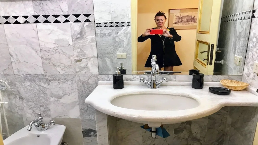 Spoleto Contessa Grandecentral Spoletosleeps 6