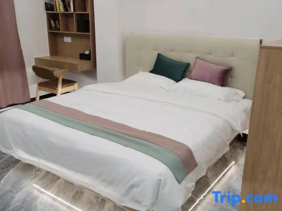 Royal Courtyard Homestay
