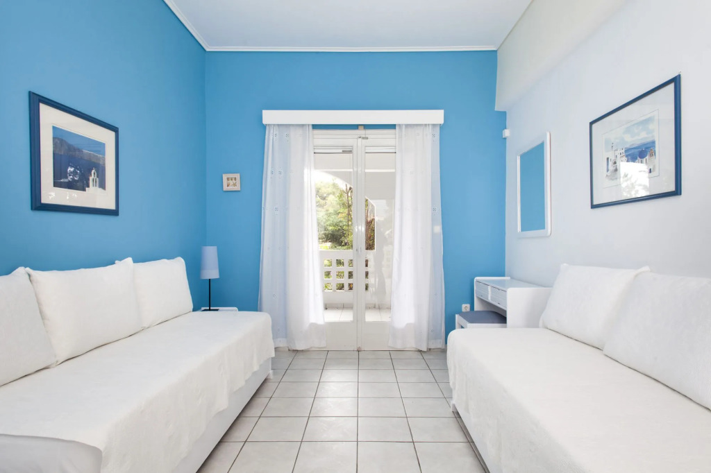 Daphne's Club Hotel Apartments