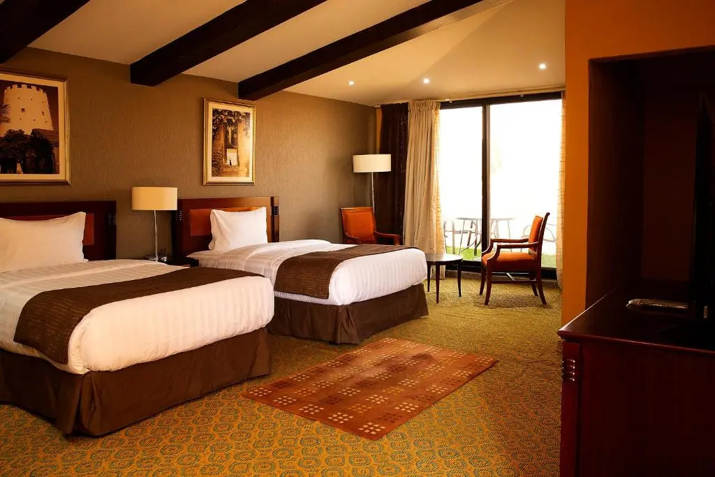 Desert Inn Resort and Camp