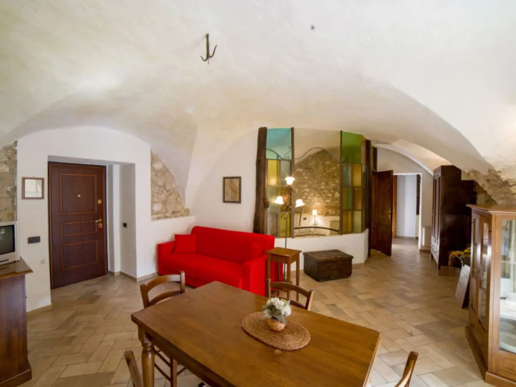 Borgo Alba Chiara 26513