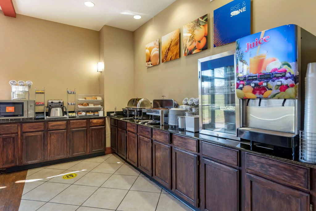 Comfort Suites Airport South