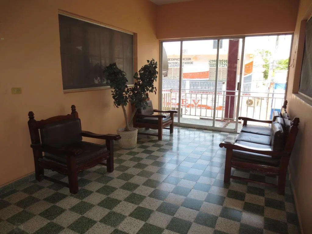 Hotel Piña