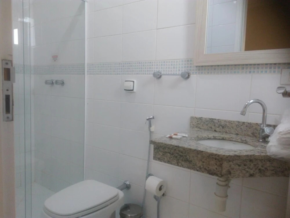 Dumont Park Hotel