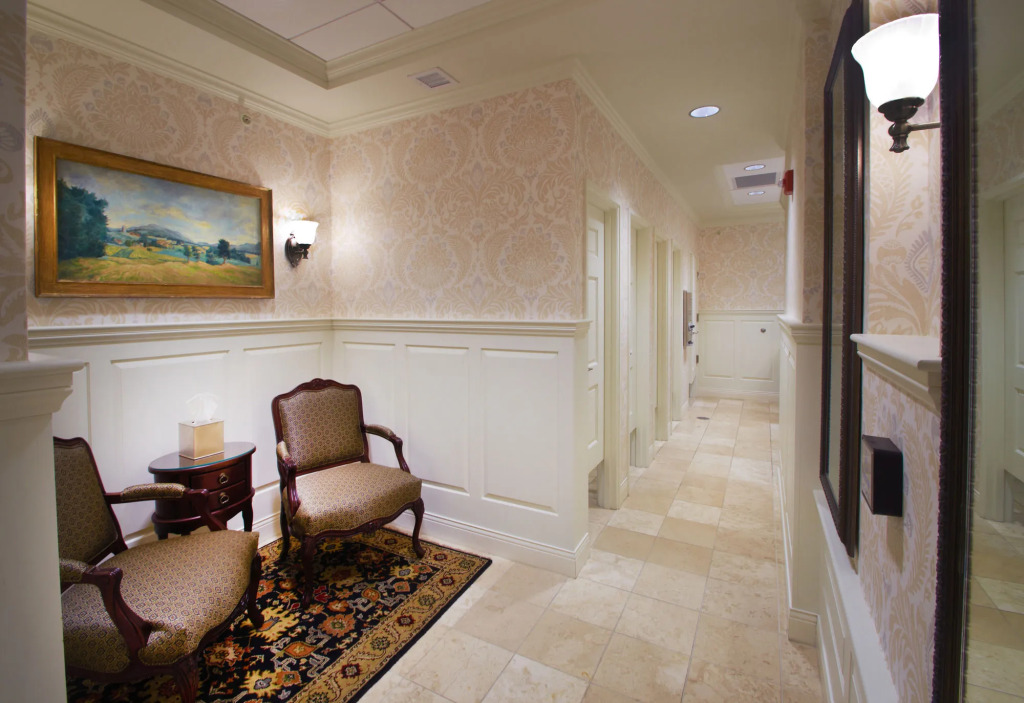 Nittany Lion Inn