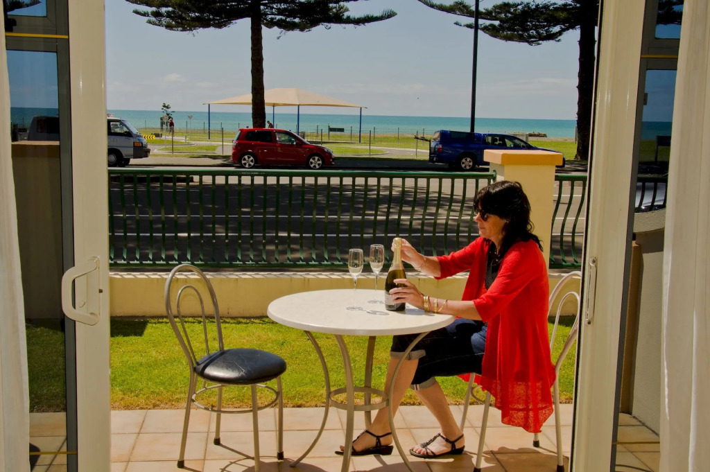Beachfront Motel