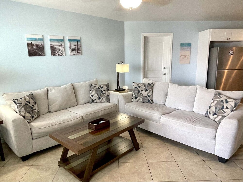 Beachgate Condo Suites And Hotel 536+537b 2 Bedroom Condo