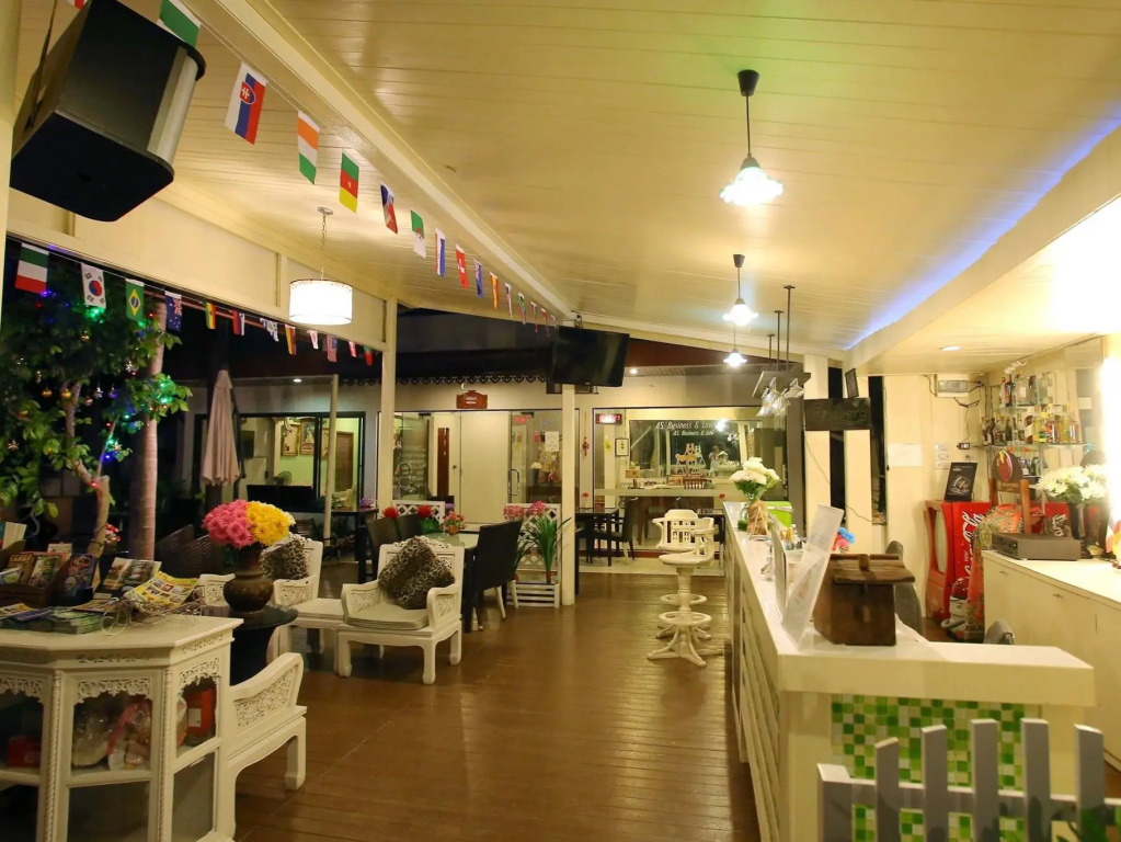 Chaweng Noi Resort
