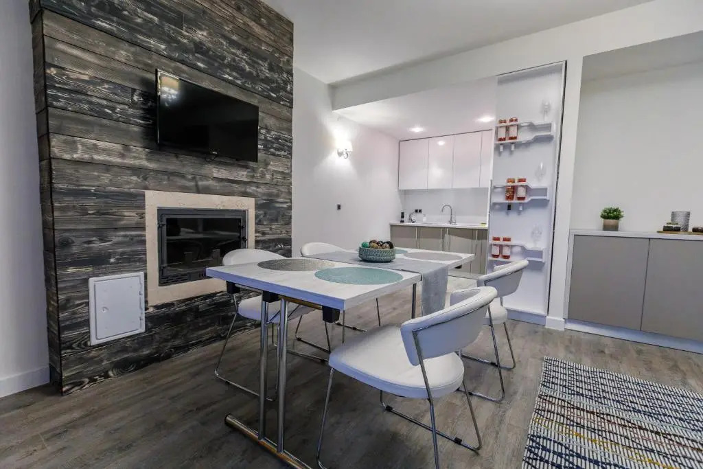 Pine Woods Apartment A43 in Silver Mountain