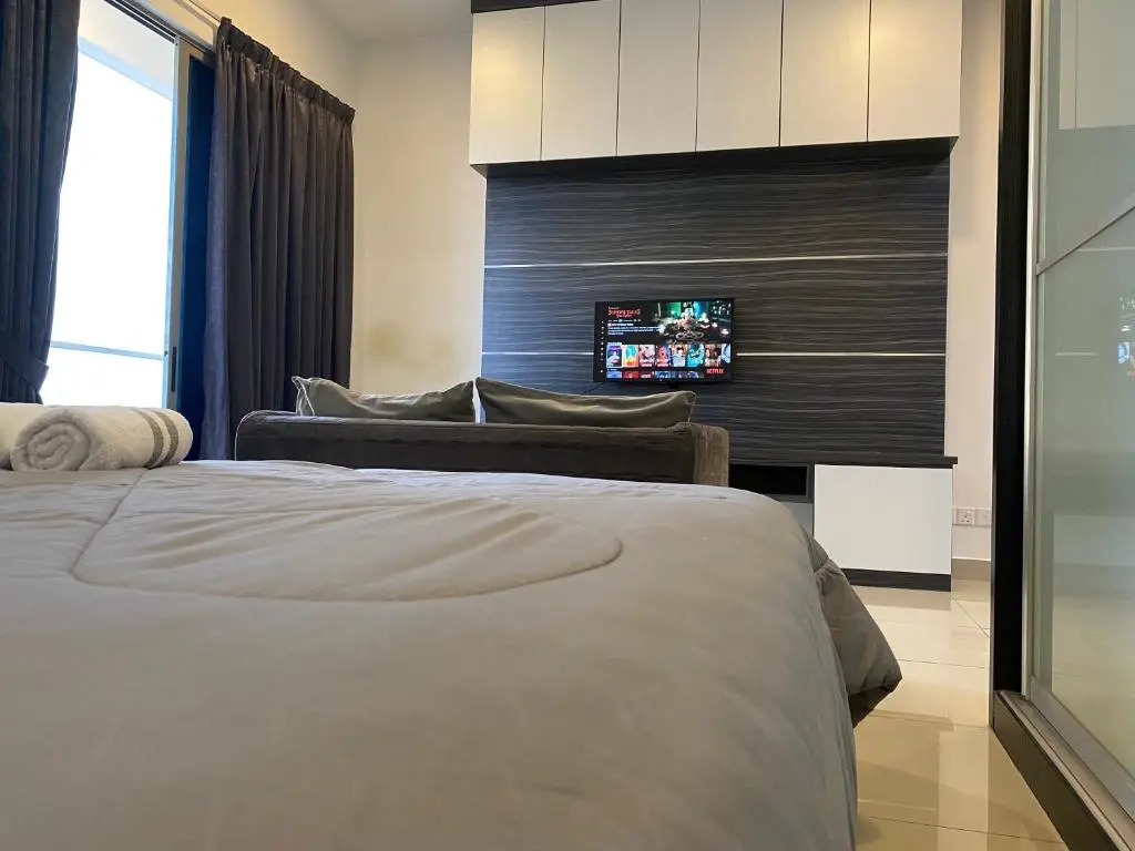 Exclusive Studio in Cyberjaya {Pool View}