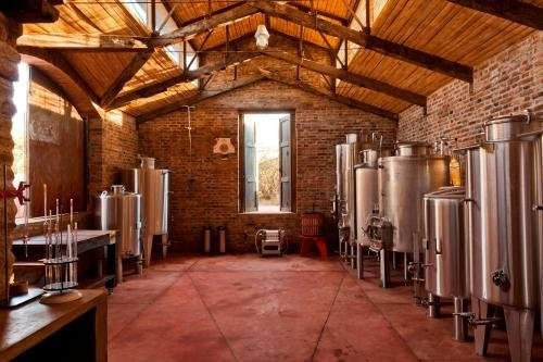 LAS JARILLAS Hostería & Bodega