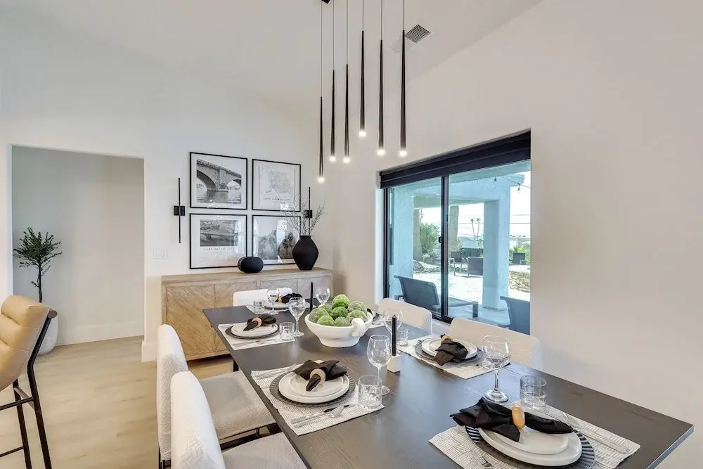 4 Mi to Dtwn: Luxe Gem w/ Pool in Lake Havasu City