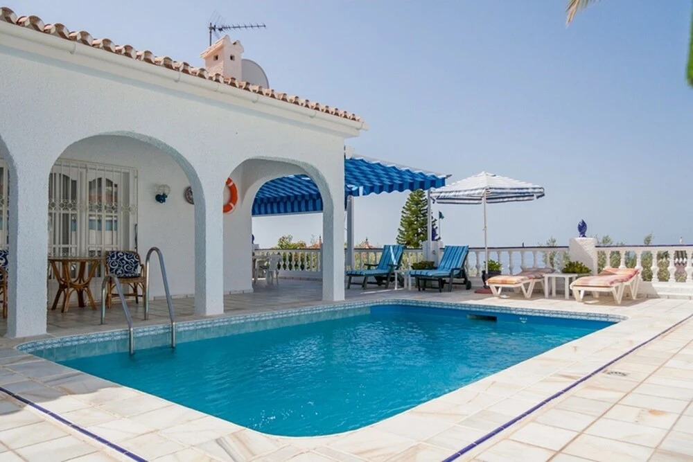 Villa Manzanas Canovas Nerja