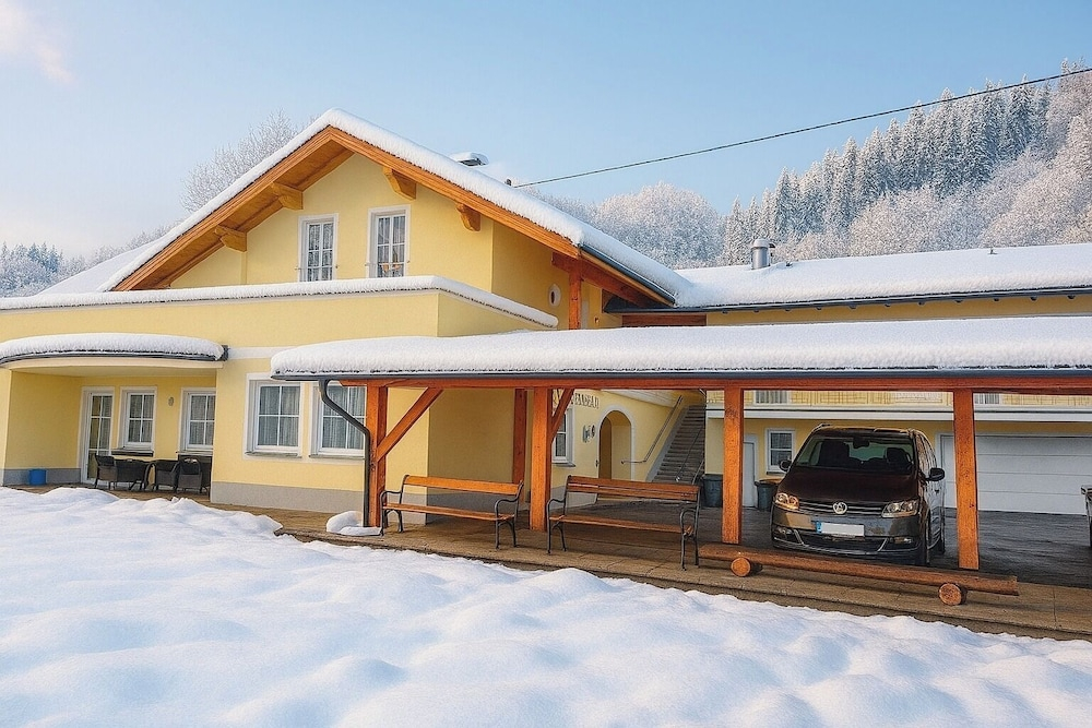 Appartementhaus Flattach