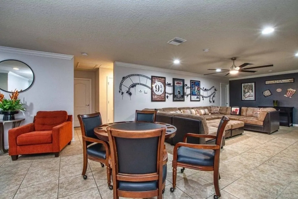 Windsor at Westside-8 Bedrooms House w/Pool-3701WW 8 Home by RedAwning