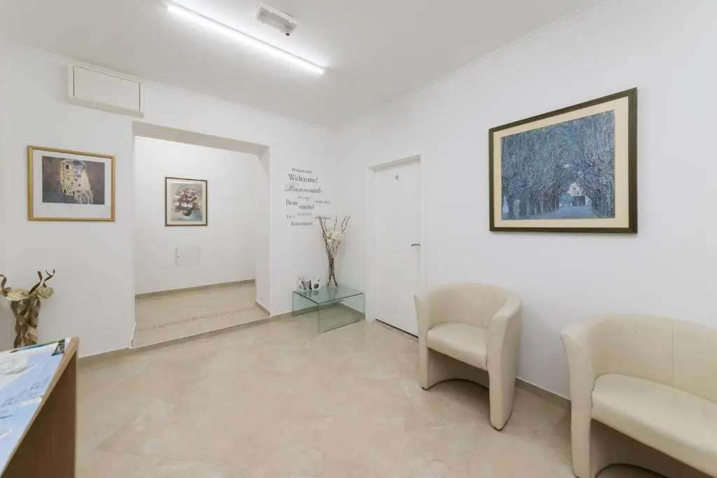 Accommodation Iva