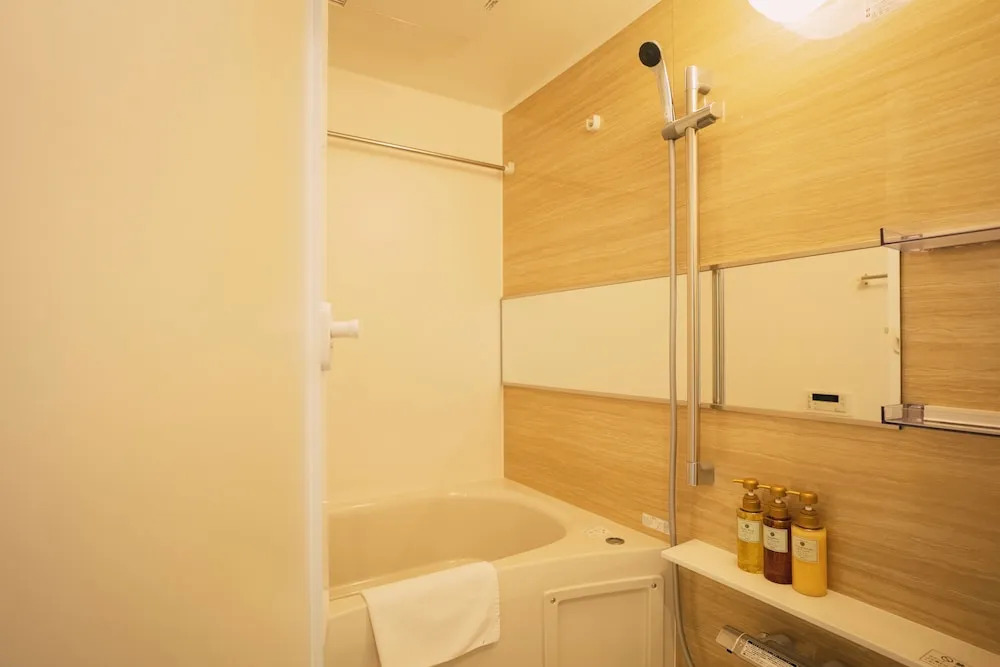谷町君 HOTEL 恵美須町72