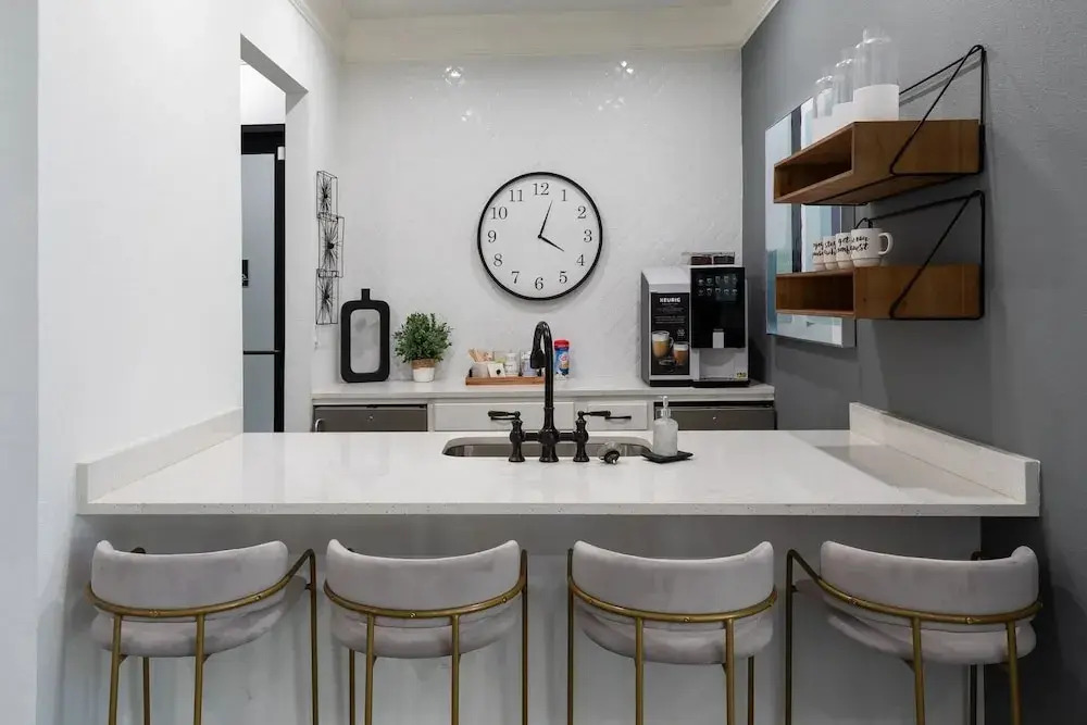 Landing Apartments - Lewisville