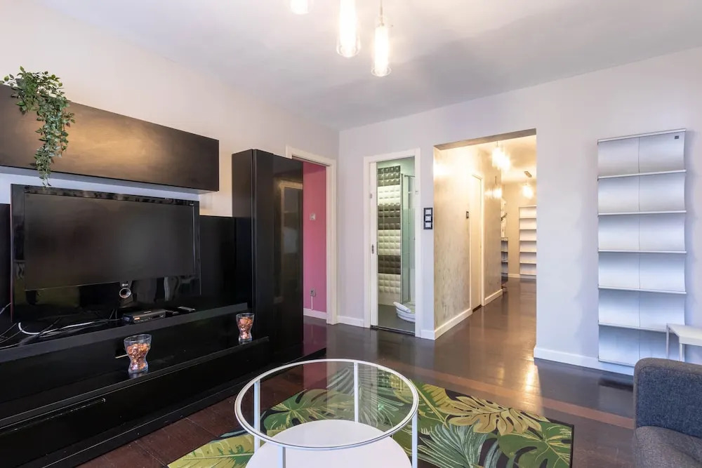 PORTU STYLE apartment by Aston Rentals