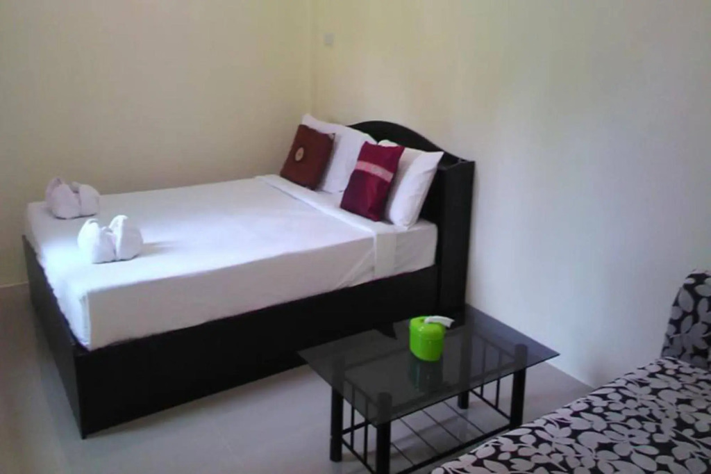 Khanom Garden Suite