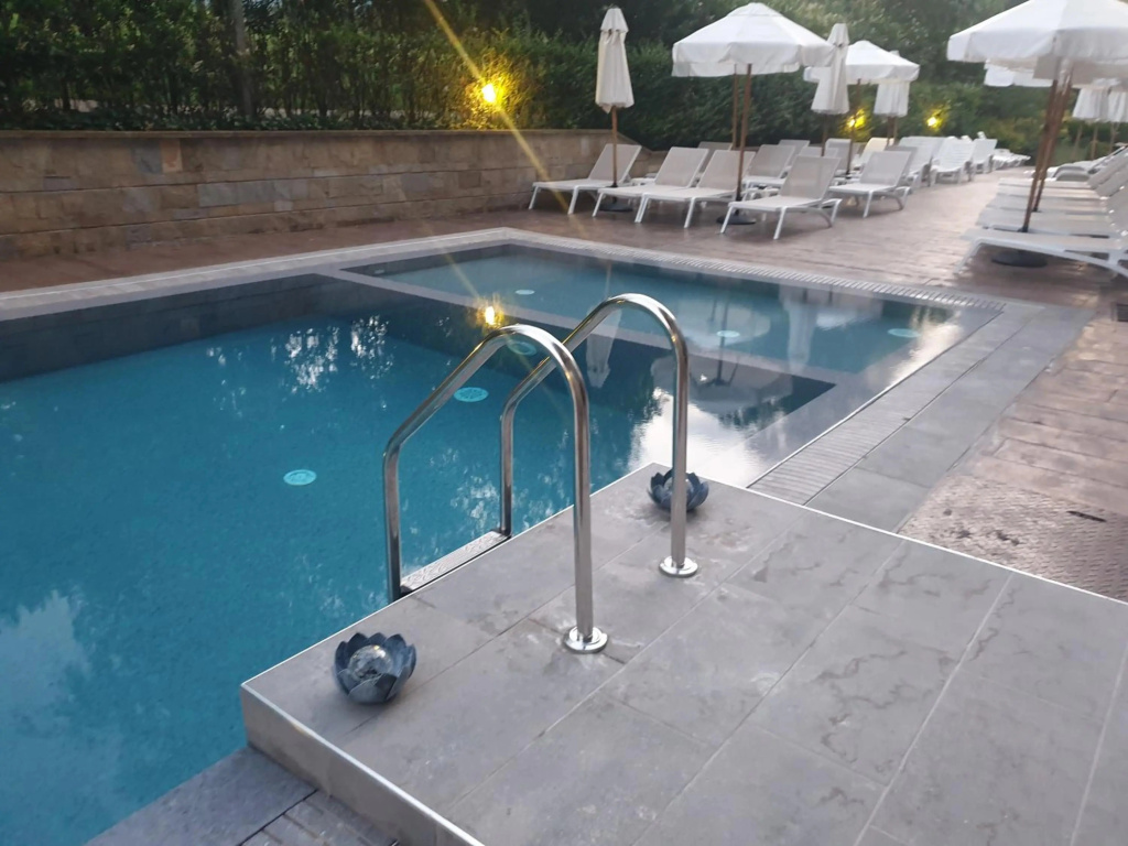 The View Apartment, Terra Complex