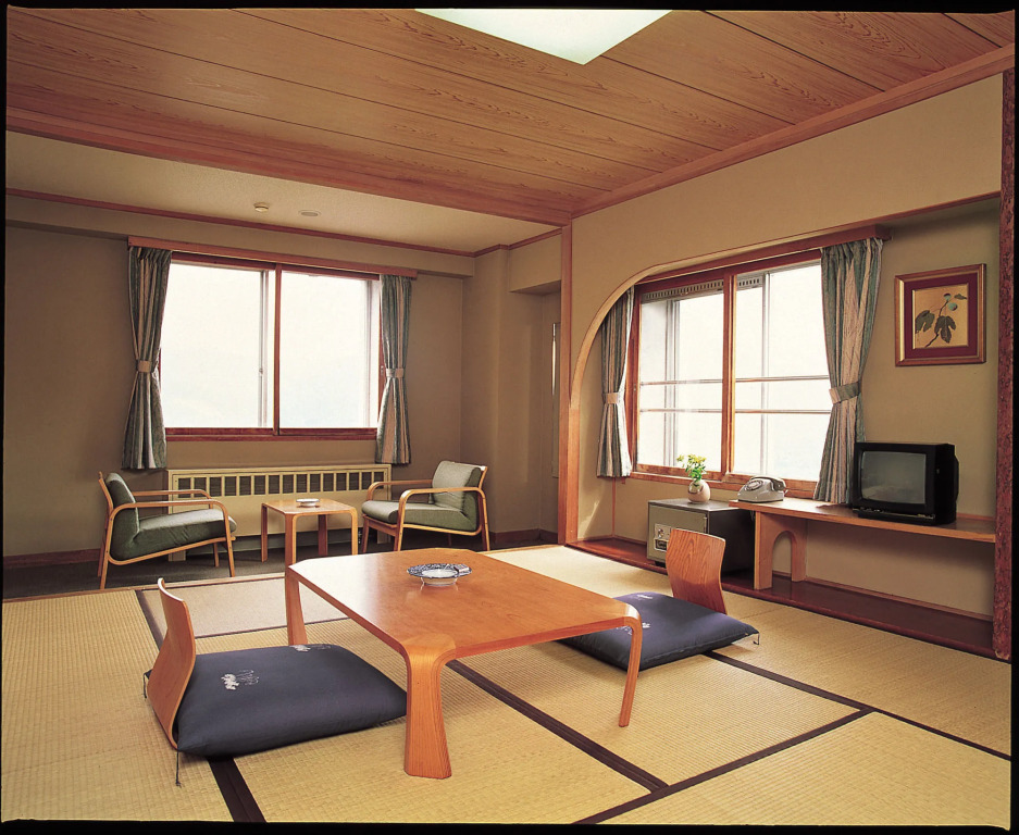 Shiga Park Hotel